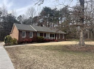 5305 Eastcrest Rd, Mc Leansville, NC 27301