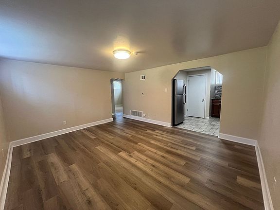 4th image of 1430 Boston St #1432-1/2