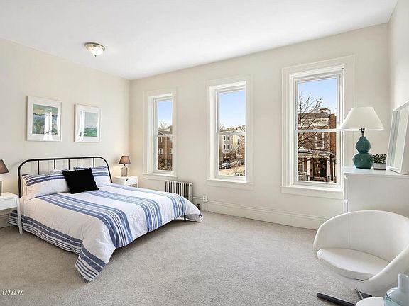 4th image of 45 Fuller Pl