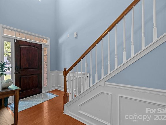 4th image of 3006 S Legacy Park Blvd
