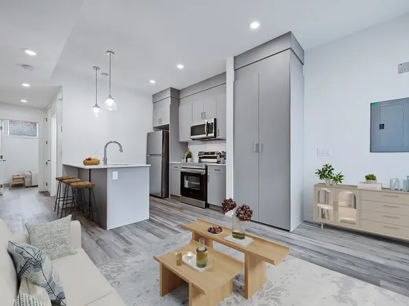 2026 18th Ave NW, Calgary, AB T2M 0X9