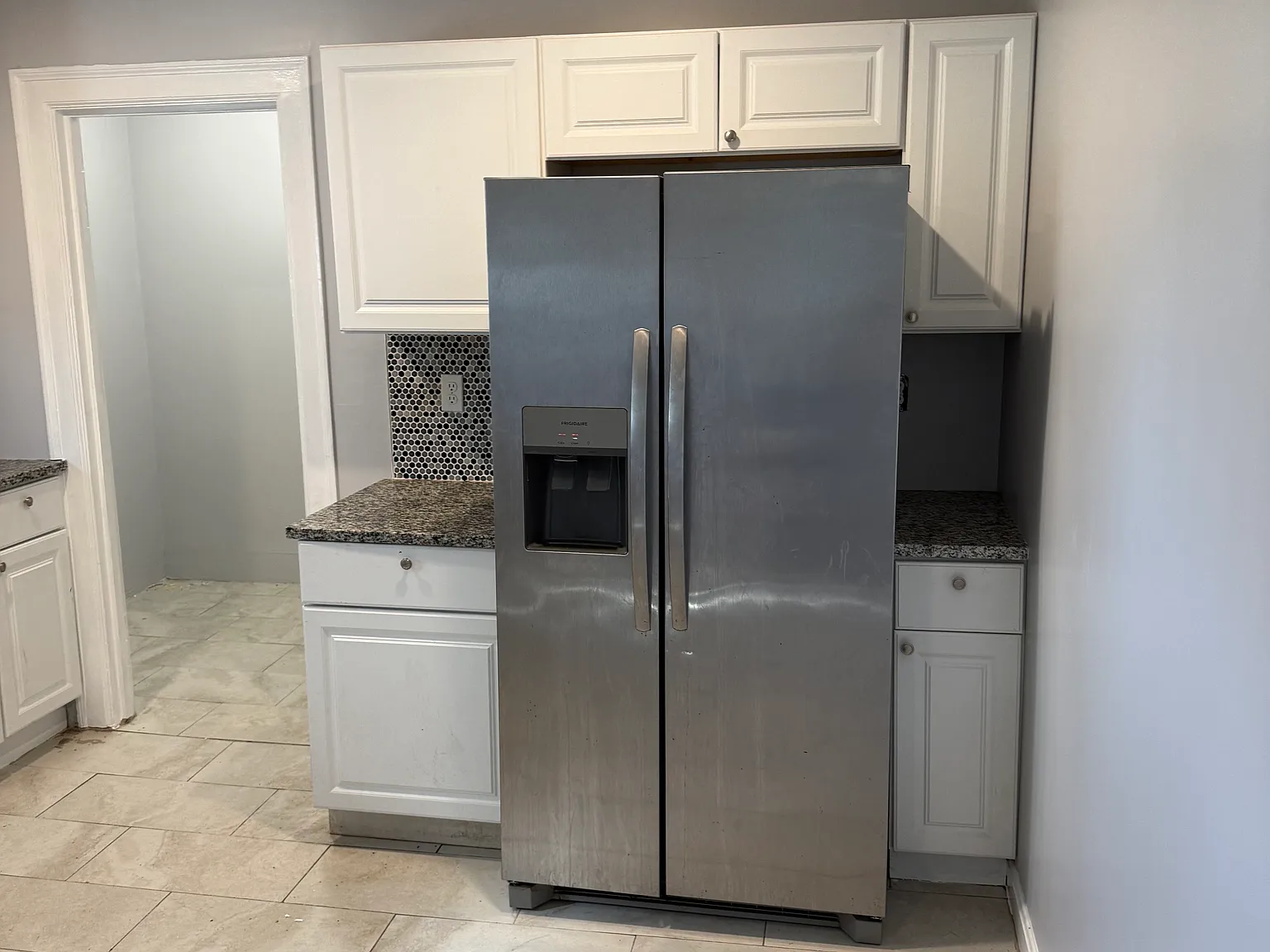 4 bed, 1597 sqft, $3,050 — Photo 2