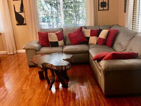 3rd image of 17 Kelldon Dr #17