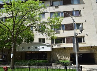 426 W Barry Ave APT 311, Chicago, IL 60657