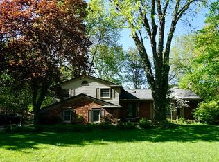 3688 Darcy Dr, Bloomfield Hills, MI