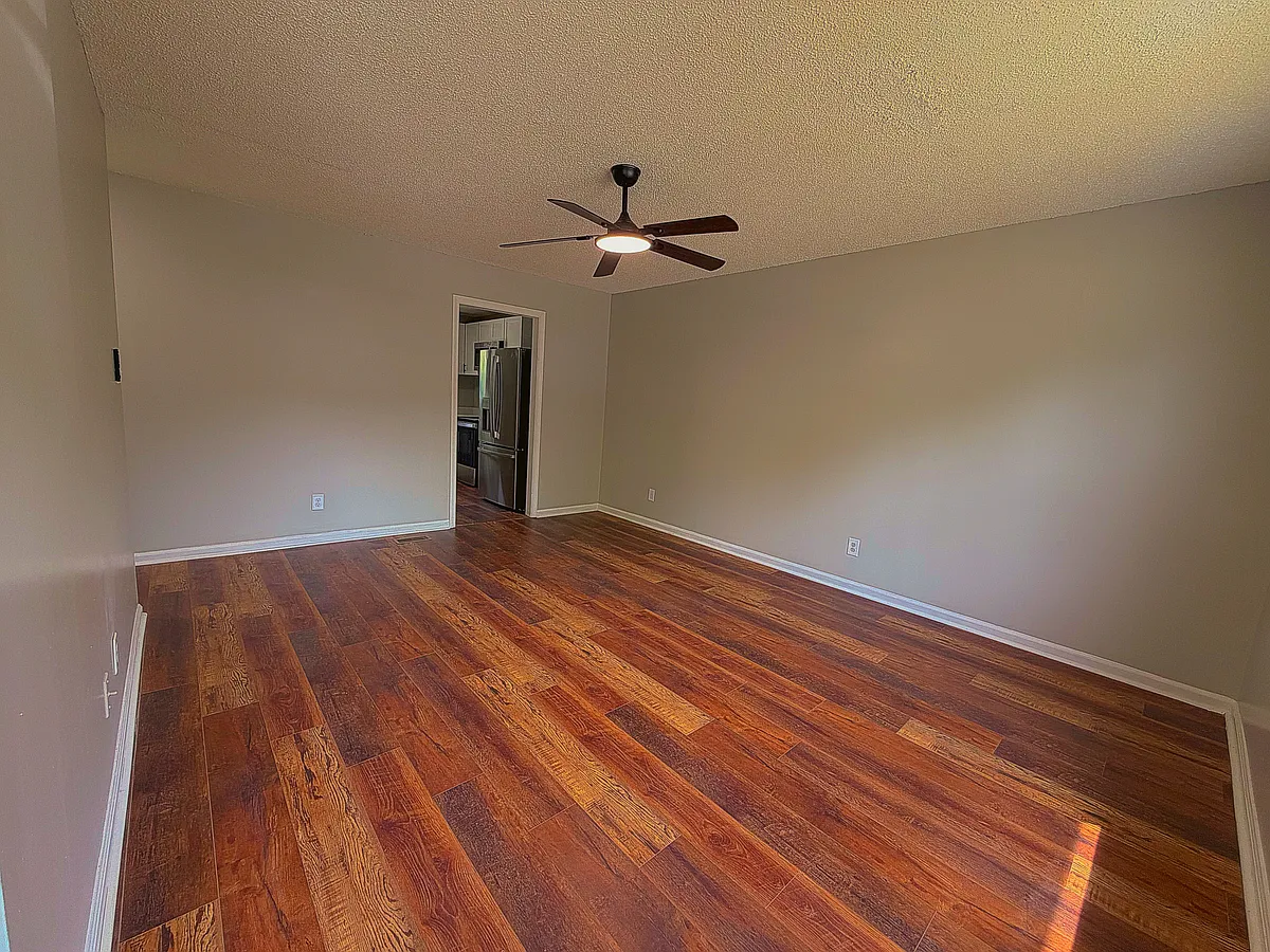 Building Photo - 620-622 Ambler Ave #1