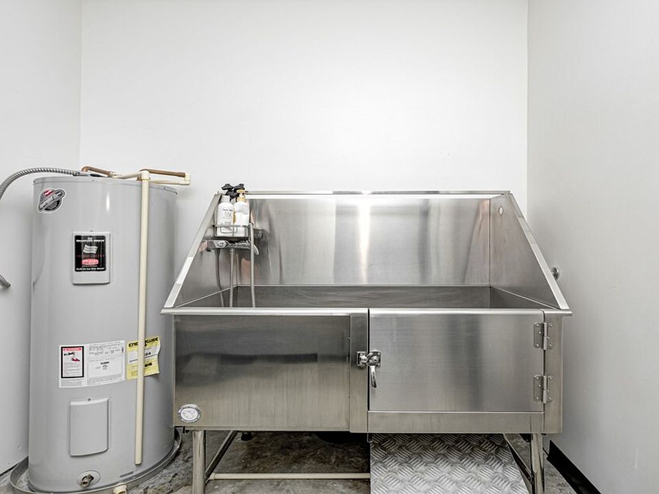 Laundry Room Cabinet