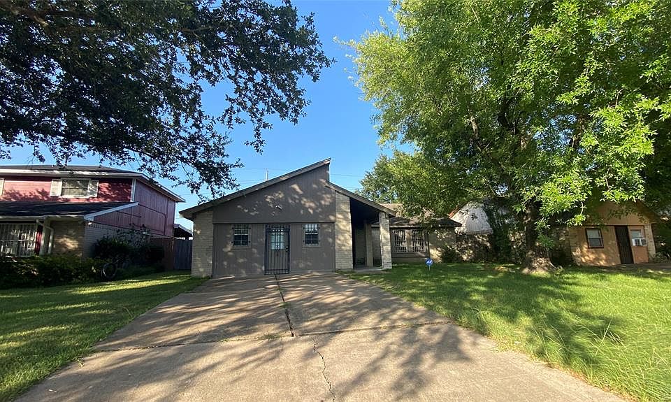 1st image of 13530 Wood Terrace Dr