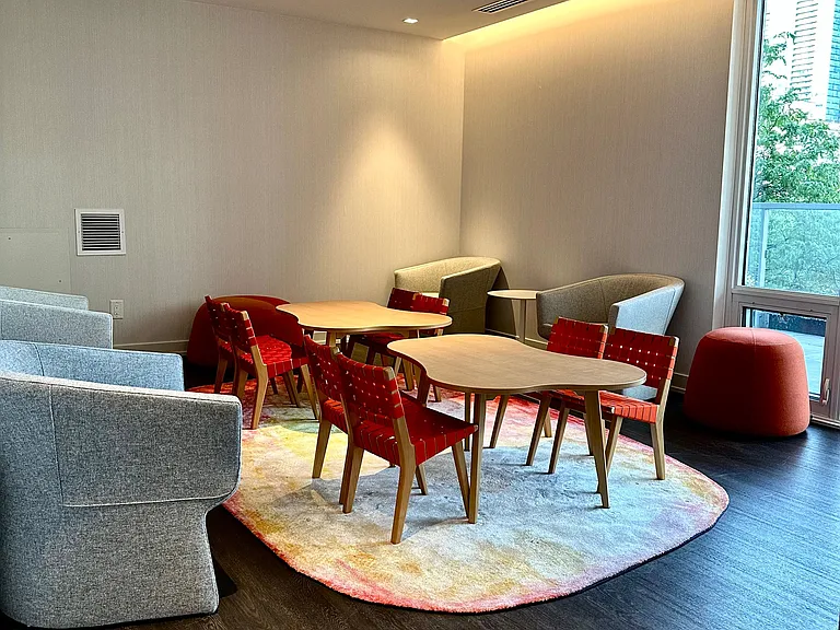 1 Gloucester St #816 — Photo 23