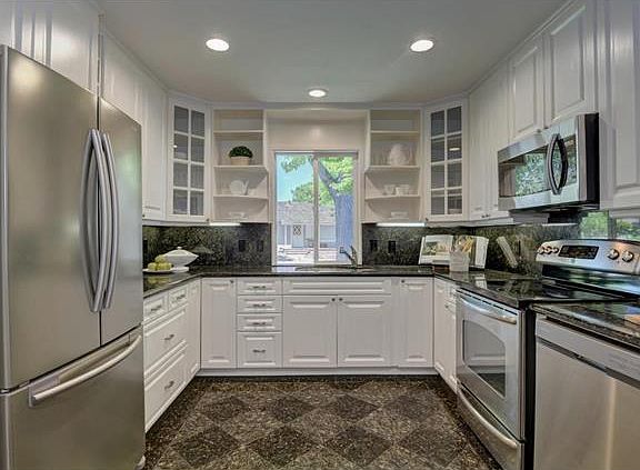 2nd image of 1068 Sonoma Ave