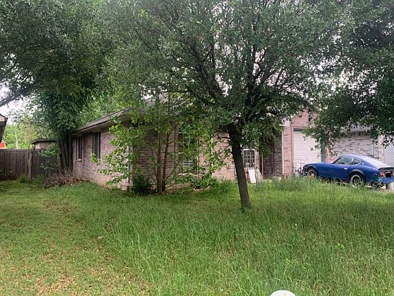 3rd image of 3834 Kiest Valley Ct