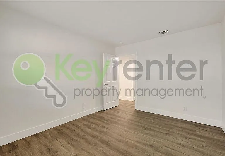 304 Diamond Oaks Rd — Photo 27