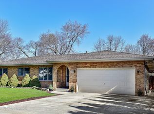 8820 W 84th St, Justice, IL