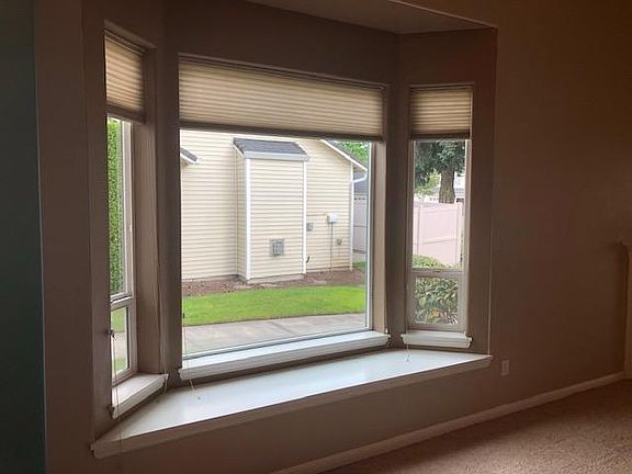 5th image of 8011 NE 22nd St