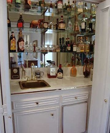 Wet bar