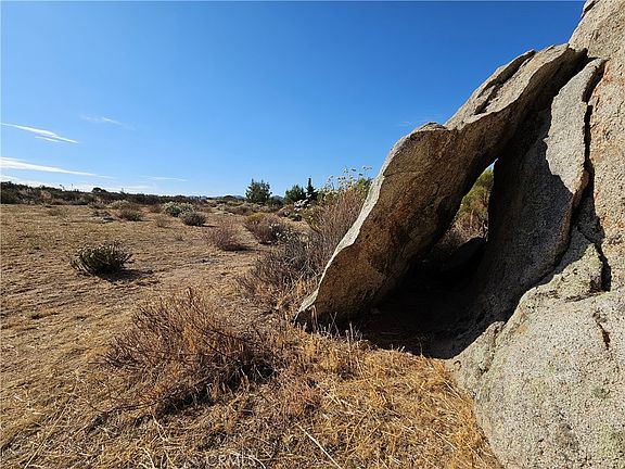 5th image of 41173 Rocky Valley Way #810