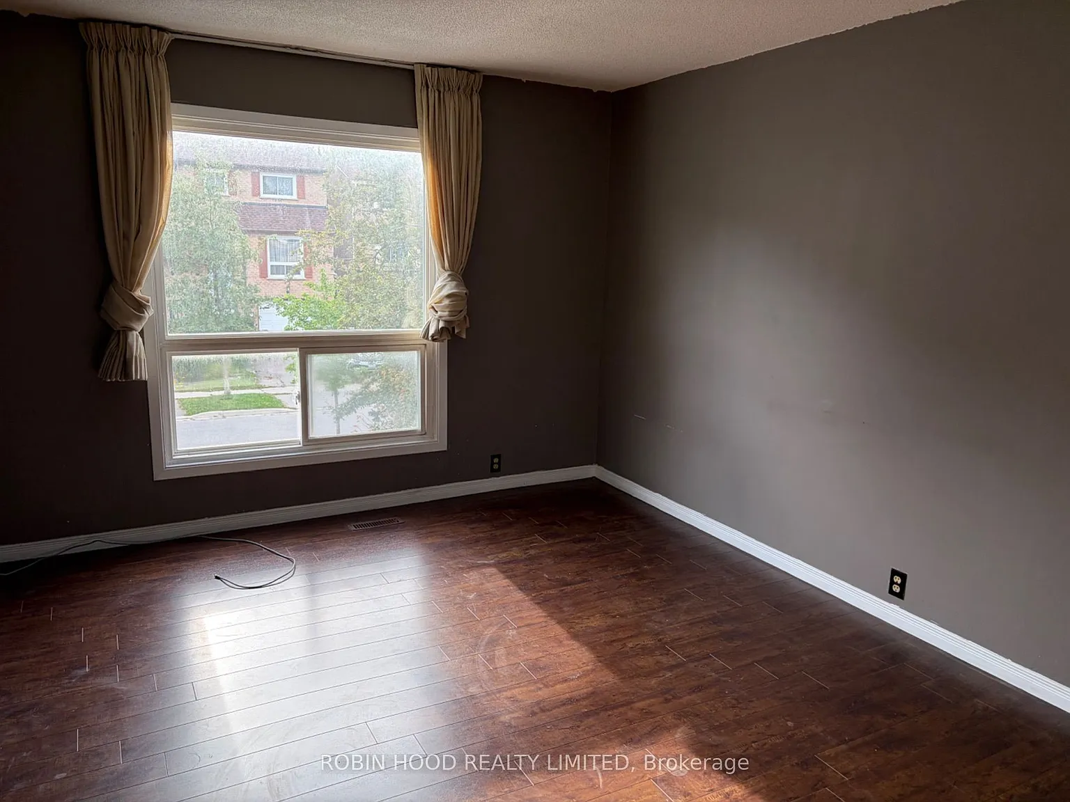 3 bed, $3,100 — Photo 3