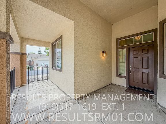 5th image of 301 Saint Joseph Ct
