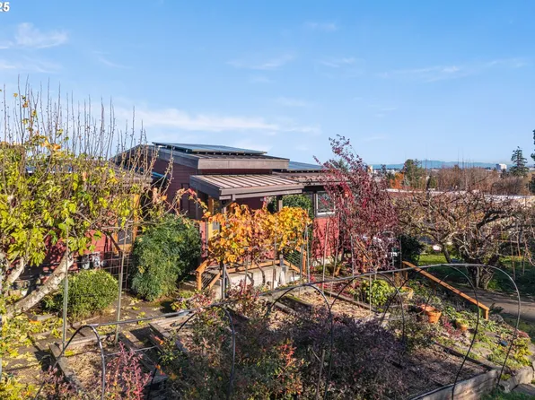 2705 NW Pettygrove St, Portland, OR 97210