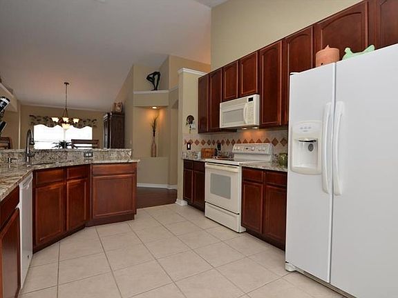 5th image of 19621 Glen Elm Way