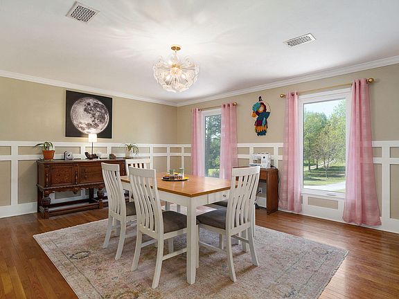 5th image of 1250 S Farm Road 205