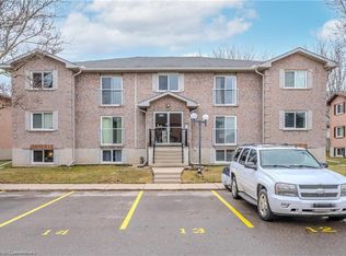 323 Northlake Dr #3, Waterloo, ON N2V1Z1