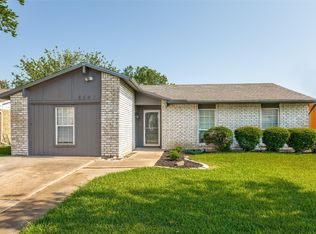 5541 King Dr, The Colony, TX 75056