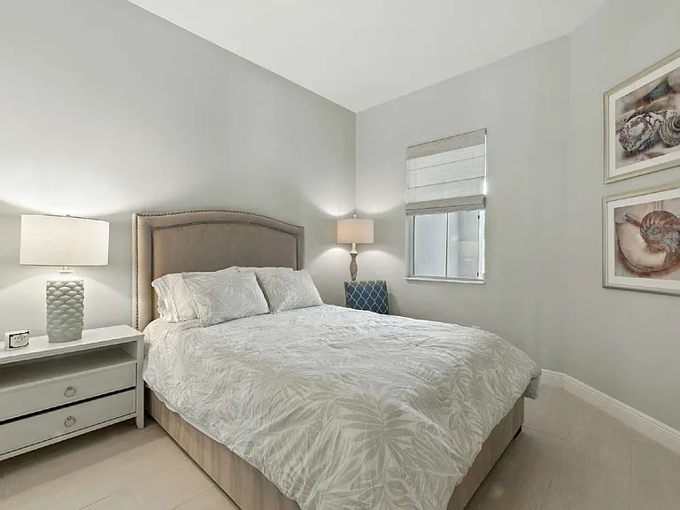 9020 Mayreau Way — Photo 14