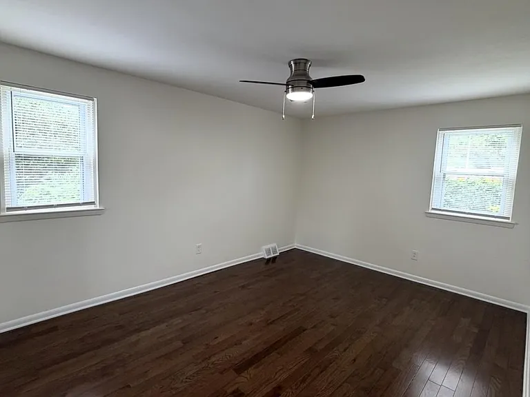 3628 Genesee Dr — Photo 14
