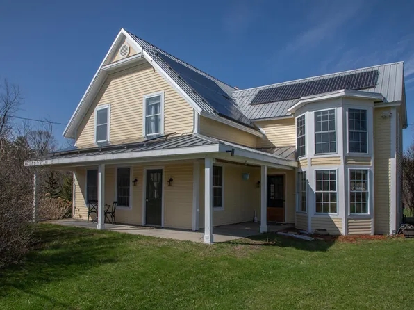 953 County Route 8, Westport, NY 12993