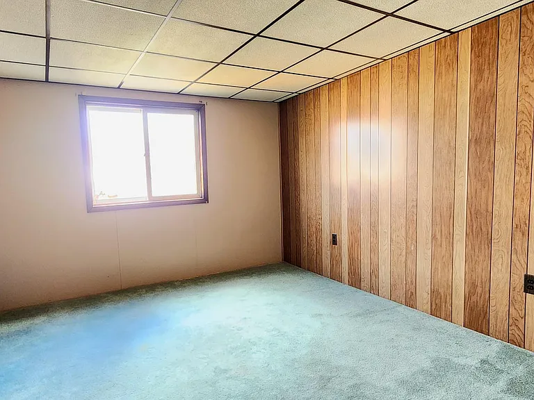 245 S Chestnut St — Photo 6