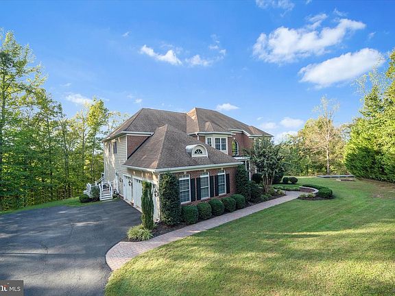 2nd image of 10101 Alydar Ct