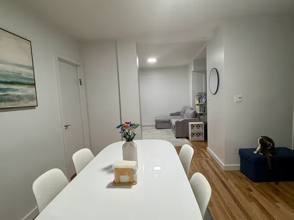 235 East 80th Street image 1 of 9