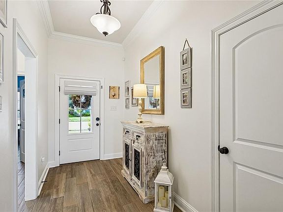 2nd image of 477 Tiger Ave