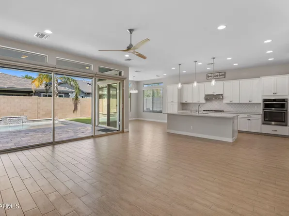 2860 E PINTO Drive, Gilbert, AZ 85296