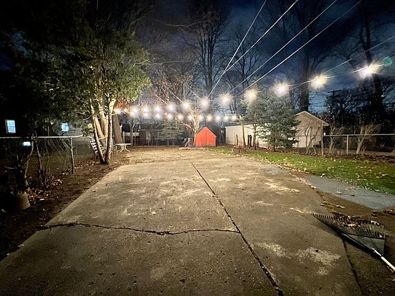 3rd image of 211 S Gainsborough Ave #1