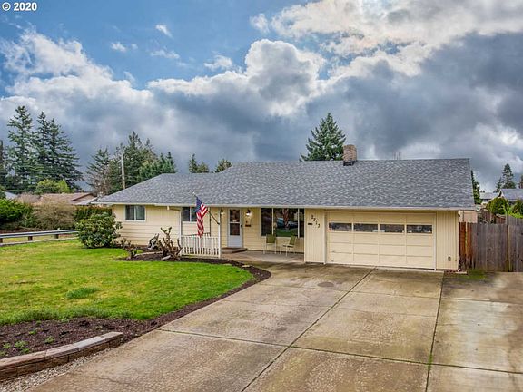 3rd image of 2713 NE 48th St