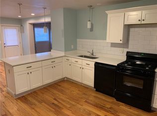 180 Bay Spring Ave, Barrington, RI 02806