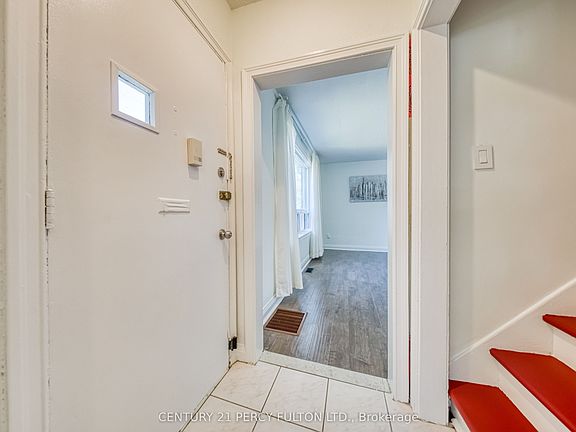 3rd image of 109 Norton Ave