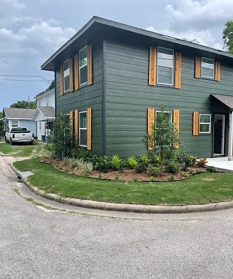 3608 Saint Charles St #4 — Photo 10