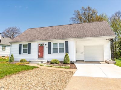 1310 Lipton Ave SW, North Canton, OH, 44720