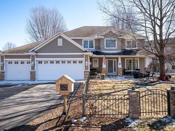 723 36th St W, Hastings, MN 55033