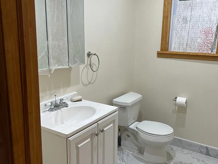 16 Louisa St — Photo 6