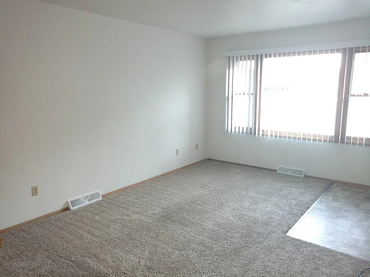 Building Photo - 2110 Melrose Ct