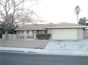 1st image of 212 Broxton Ln