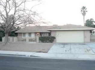 212 Broxton Ln, Las Vegas, NV 89107