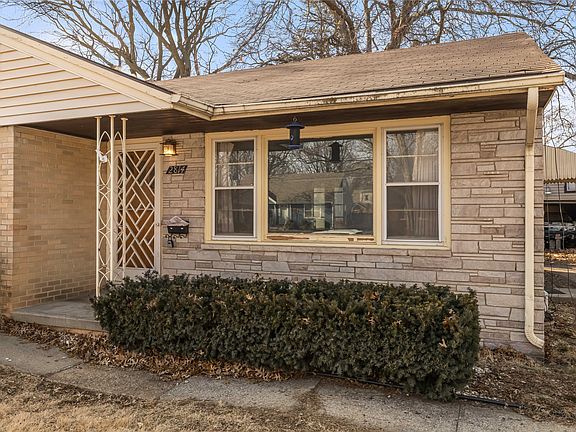 2nd image of 2814 48th Pl