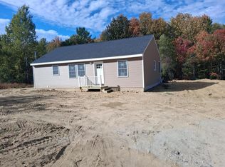 1122 Post Rd, Bowdoinham, ME 04008