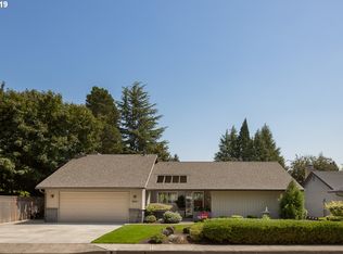 8860 SW Fannowood Ln, Beaverton, OR 97008