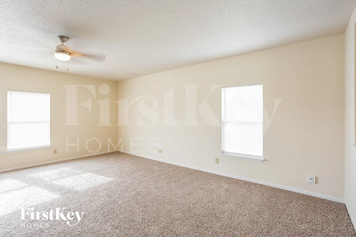 Building Photo - 1079 King Maple Dr